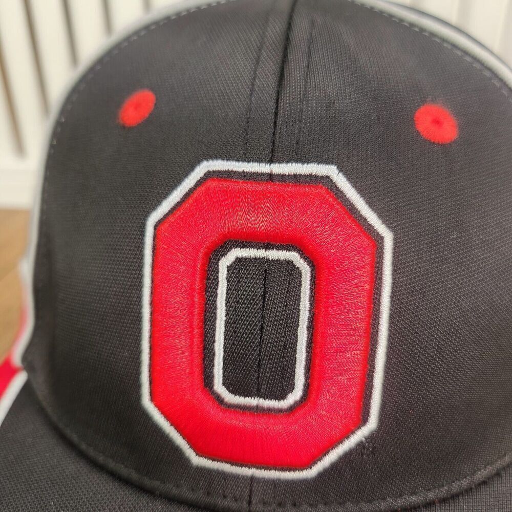 Ohio State University Buckeyes Fan1 Size M/L Hat Cap Black Red Baseball College - Picture 3 of 13